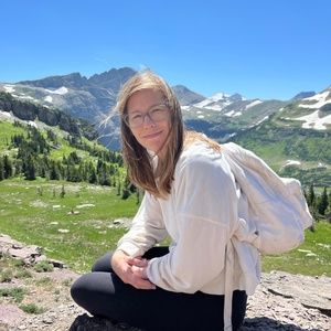 Meet your Posher, Jasmine